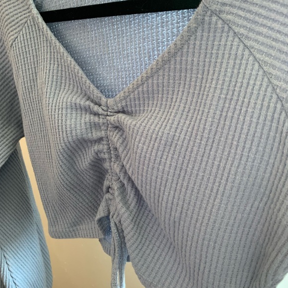 Baby blue long sleeve crop top - Picture 2 of 5